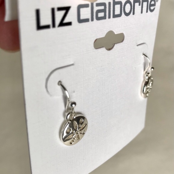 2 pairs Liz Claiborne earrings - Picture 4 of 9